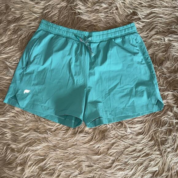 New Fabletics Women's The One Short 3" Misty Jade size M - Picture 1 of 8